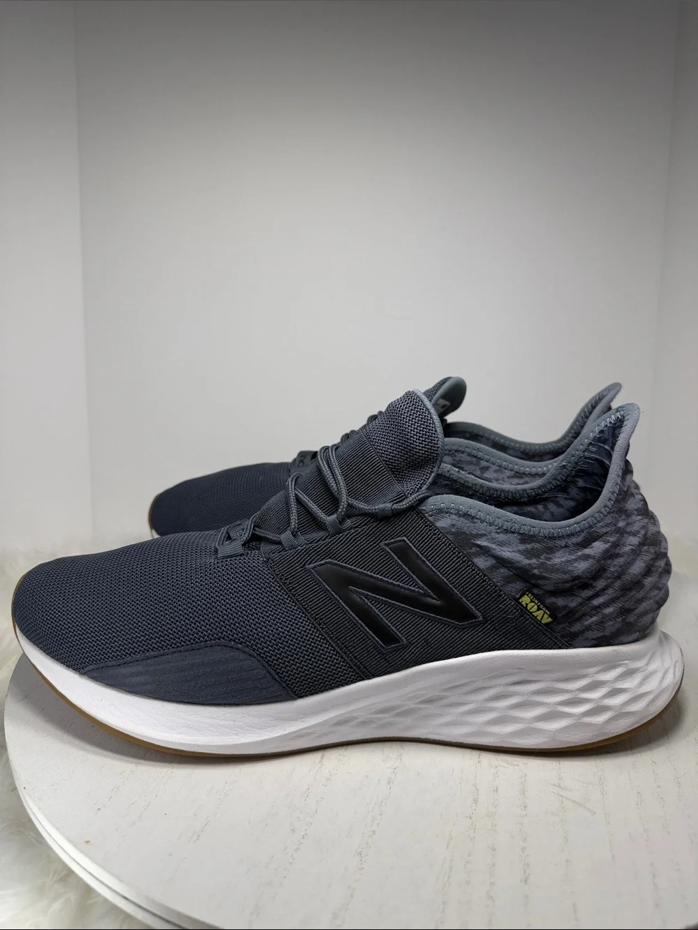 New Balance Men's Slate Blue Athletic Sneakers Size 15